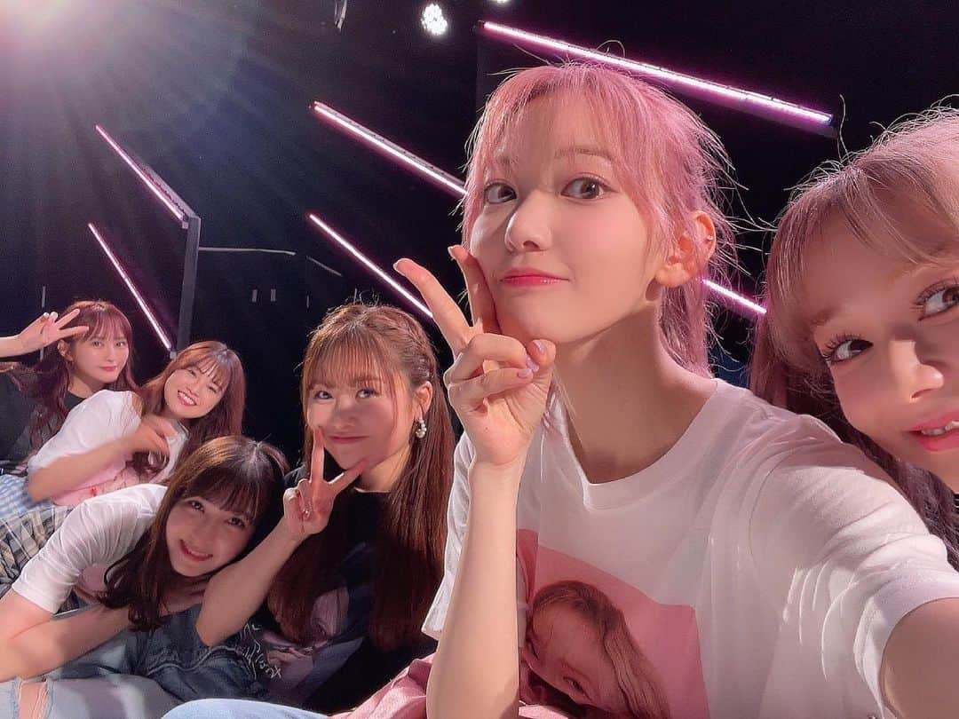 h3artbrak3rsさんのインスタグラム写真 - (h3artbrak3rsInstagram)「… #hkt48 #IZONE #아이즈원 #アイズワン #sakura #宮脇咲良 #미야와키사쿠라 #さくら #anna #村重杏奈 #あーにゃ #akb48 #chiyori #中西智代梨 #나카니시치요리 #ちより #natsumi #松岡菜摘 #마츠오카나츠미 #なつ #aoi #本村碧唯 #모토무라아오이 #あおてん #nao #植木南央 #なお #宮脇咲良壮行会 #HKT48劇場」6月27日 22時08分 - h3artbrak3rs