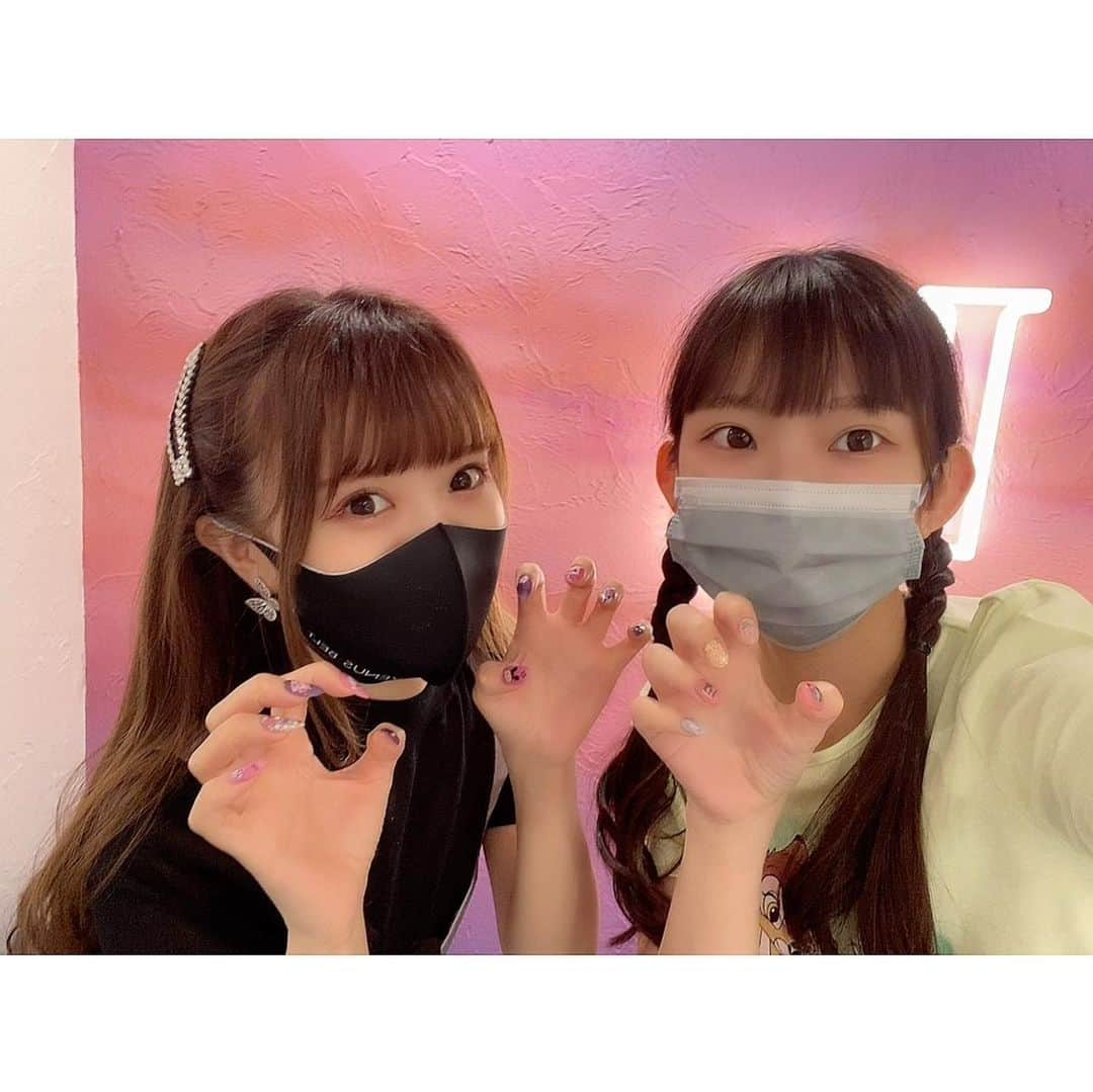 長澤茉里奈さんのインスタグラム写真 - (長澤茉里奈Instagram)「newネイル！ 今回も　@venusbelt_official にて @saori_kizuki さんに、げききゃわネイルしていただきました🥰✨ 猫ちゃんいっぱいで可愛すぎて爪見るたびにテンションが上がっています🥰❤️ さおさんのネイルのロックな猫ちゃんシリーズもほんとに可愛い😭❤️ みんなでお揃いしたい😂💕💕💕 いつも悩んじゃうんだけど一緒に考えてくれて最高の爪を作ってくれるさおさんに大感謝です😭❤️💕 いつもありがとうございます！！！ また1ヶ月お仕事頑張れる〜 #ネイル#渋谷 #猫ネイル #まりちゅうネイル」6月27日 20時41分 - marinanagasawa1008