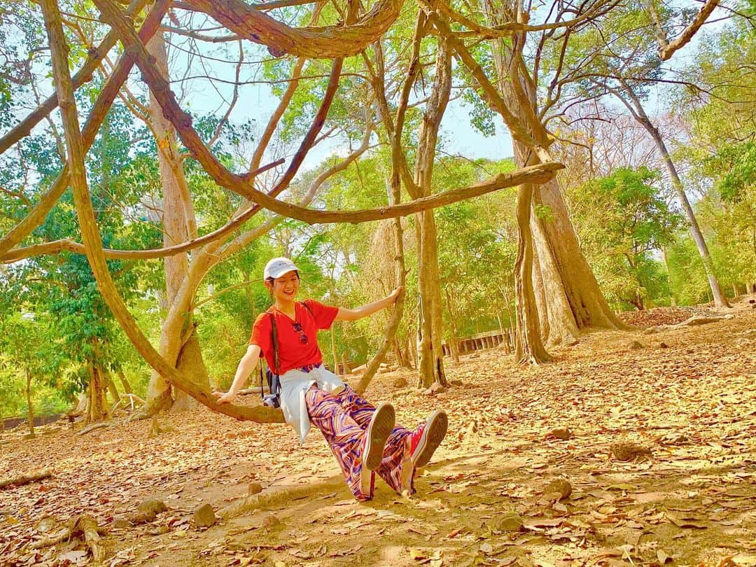 石井美絵子さんのインスタグラム写真 - (石井美絵子Instagram)「Cambodia🇰🇭 久しぶりに旅行の写真を🏝 #cambodia #siemreap #奥をよーく見ると遺跡が👀」6月27日 20時42分 - mikako.ishii