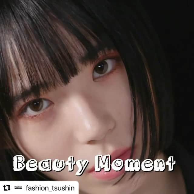 資生堂 のインスタグラム：「. @fashion_tsushin  Model: @ayunid_official   Makeup: @_itore_ (伊藤 礼子) for @shiseido_japan   #Repost @fashion_tsushin  ・・・ 【Beauty Moment】今回は、オノマトペを使った ネーミングがユニークな新作にフォーカス。 ブランドSHISEIDOが提案するカラーメイクを紹介。   挑戦するのは、楽器を持たないパンクバンドとして 知られるBiSHのリンリンとアユニ・D。   資生堂ヘアメイクアップアーティストの伊藤礼子が、 オレンジ系を重ねてつくる レイヤードルックを提案する。   ※こちらは新型コロナウイルス対策をしながら 撮影しました。   MAKEUP LESSON オレンジ系を重ねてつくるレイヤードEYES ●目もと オレンジ(Vivivi Orange )の パウダージェルアイシャドウを まぶた全体に指でフワッとぼかす   下まぶたにも３ミリから５ミリ幅くらい 指先の先端を使って、黒目の下からぼかし広げる   レッド(Doki-Doki Red)の パウダージェルアイシャドウを HANEN FUDE アイ シェーディング ブラシに取り、 黒目の上の部分にのせていく 発色が良いが透け感があり、肌に馴染む仕上がりに   バーガンディーのマイクロライナーインクを まつげの根もとを埋めるように描く   下まぶたは、黒目の下１センチ幅くらいにも ラインを足し、黒目に縦幅を出していく   ●口もと アクアジェルパレットの２色をミックスしながら、 口の中央部分からぼかし広げる   【使用商品】 ●目もと SHISEIDO ポップ パウダージェル アイシャドウ　 Vivivi Orange / 06 Doki-Doki Red / 18 https://brand.shiseido.co.jp/shiseido-pop-powdergel-eye-shadow-F62301.html   SHISEIDO HANEN FUDE アイ シェーディング ブラシ https://brand.shiseido.co.jp/shiseido-hanen-fude-eye-shading-brush-4514254995570.html   SHISEIDO マイクロライナーインク＜アイライナー＞　Burgundy / 10 https://brand.shiseido.co.jp/shiseido-microliner-ink-880401.html   ●口もと SHISEIDO アクアジェル リップパレット Sunset Glow Beach / 03 https://brand.shiseido.co.jp/shiseido-aquagel-lip-palette-F22401.html   BiSHオフィシャルサイト https://www.bish.tokyo   衣装：NEGLECT ADULT PATiENTS(ネグレクトアダルトペイシェンツ) https://www.neglectadultpatients.com/   【ファッション通信】 BSテレビ東京にて毎週土曜夜11時放送中 Instagram：https://www.instagram.com/fashion_tsushin/ Facebook：https://www.facebook.com/fashiontsushin/ Twitter：https://twitter.com/fashion_tsushin ぜひフォローをお願いします！  @shiseido_japan  @shiseido_hma  @_itore_  @ayunid_official  #bish」