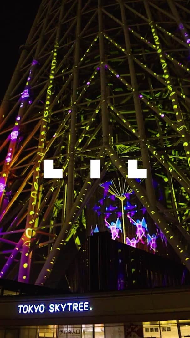 原田新平のインスタグラム：「〈ご報告〉 ご縁がありまして、この度株式会社LILのメンバーに加わることになりました。  LILは映像演出、空間演出、舞台演出、アニメーション、ビジュアルデザイン、サウンドデザインをメインとしたコンテンツの企画・演出・制作を行うクリエイティブスタジオです。 プロジェクションマッピングを使用したエンターテイメントショーの演出、展示会やミュージアムでの展示映像、商業施設やテーマパークでの常設展示などの企画、設計等、デジタルと映像での創作を行なっている会社です。  今後はFor GimmickのみならずLILでのお仕事もお受けできる為、守備範囲がかなり広くなりますので、様々なご相談、気軽にご連絡ください。 もちろん、俳優業も行っておりますので、そちらのご相談も是非！ 早くも大きなプロジェクトが動いてますが完成、告知をお楽しみに。」