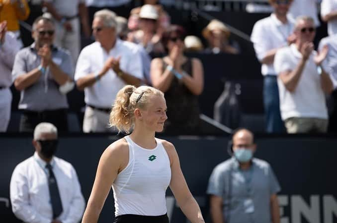 カテリナ・シニアコバさんのインスタグラム写真 - (カテリナ・シニアコバInstagram)「Thanks for this amazing week! Congrats @angie.kerber 🏆  Rushing to London to join the Wimby crowd 😎」6月27日 18時45分 - siniakovakaterina