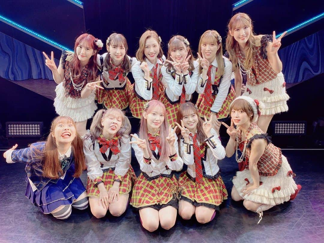 h3artbrak3rsさんのインスタグラム写真 - (h3artbrak3rsInstagram)「… #hkt48 #IZONE #아이즈원 #アイズワン  #sakura #宮脇咲良 #미야와키사쿠라 #さくら #natsumi #田中菜津美  #chiyori #中西智代梨  #anna #村重杏奈  #natsumi #松岡菜摘  #shinamon #下野由貴  #serina #熊沢世莉奈  #mina #今田美奈  #aoi #本村碧唯  #maikomu #深川舞子 #nao #植木南央 #宮脇咲良壮行会 #HKT48劇場」6月27日 22時24分 - h3artbrak3rs