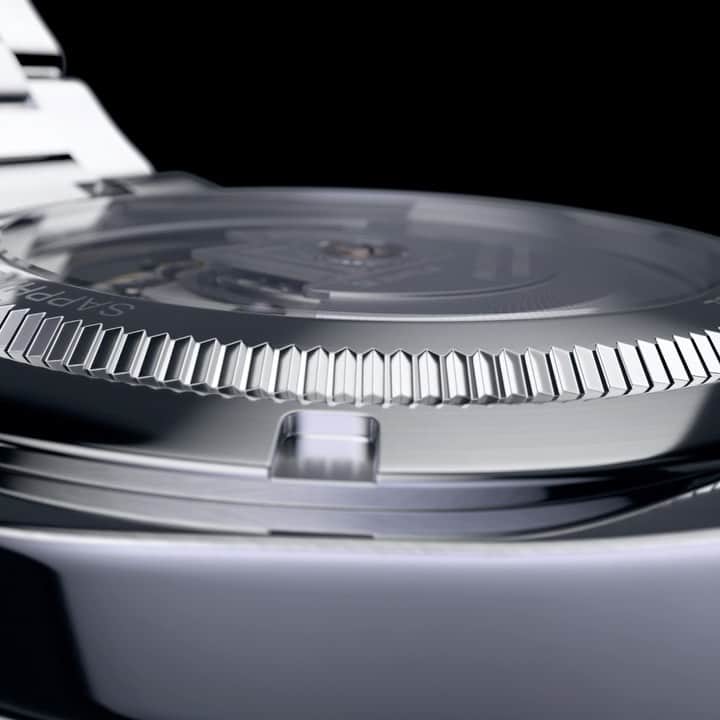 モバードのインスタグラム：「With an emphasis on elevated design, finishing and craftsmanship, the #MovadoSE Automatic is more than a watch…its automatic. Experience the collection at Movado.com.」