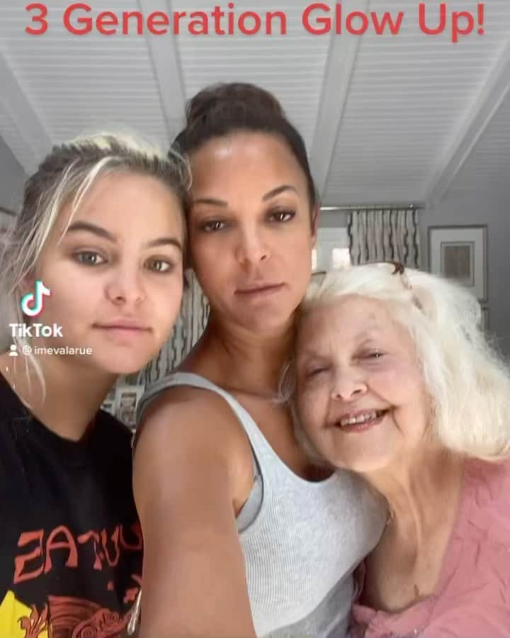 のインスタグラム：「Gotta Gitta Glow Up😜 #mothersanddaughters  #tresgeneraciones  New TikTok post」