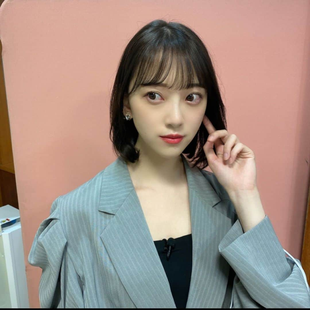 堀未央奈さんのインスタグラム写真 - (堀未央奈Instagram)「💋  7/2 24:20〜 TBS ジロジロ有吉 に出演します🛋  男性メイクのおはなしで、 凄く楽しかったです！ ぜひご覧ください✌」6月28日 19時14分 - horimiona_official