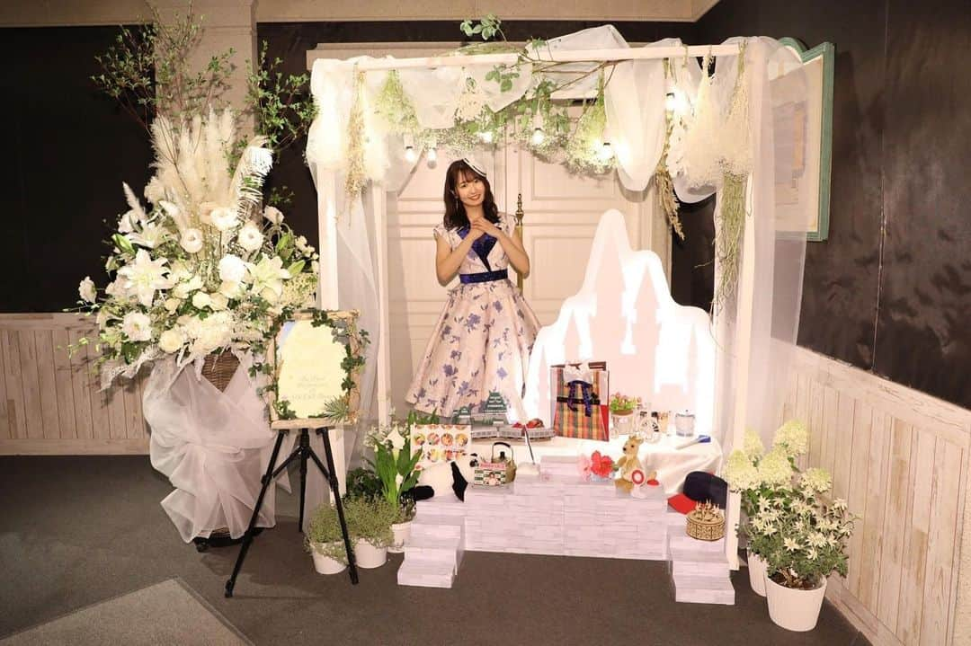 惣田紗莉渚のインスタグラム：「卒業公演の思い出 #卒業公演 #ディスプレイ #お花 #ありがとう #♡」