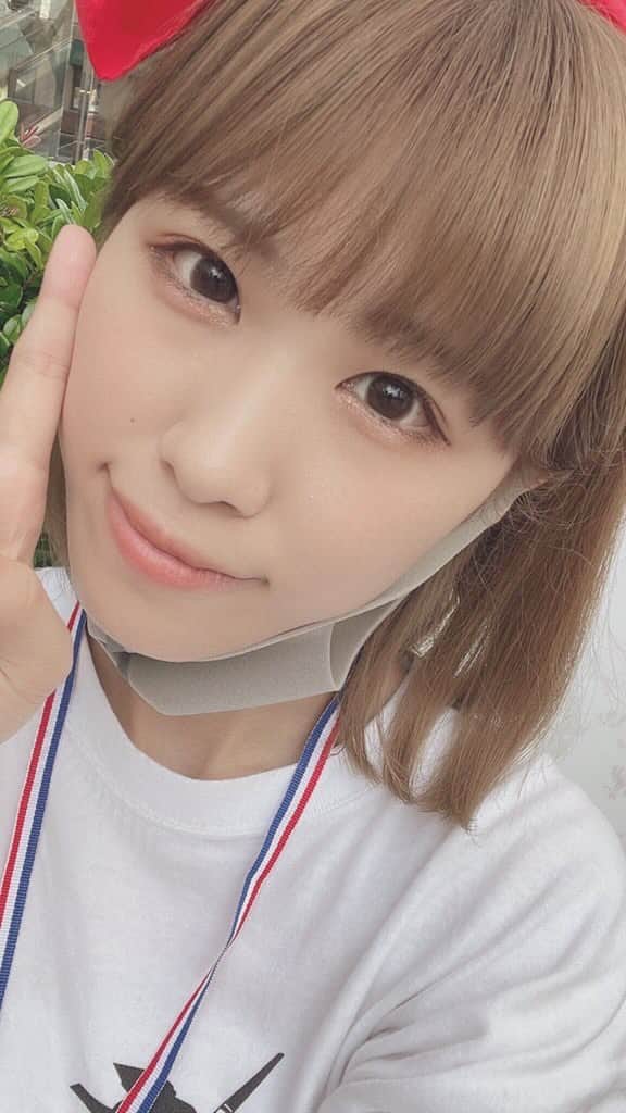 陽向こはるのインスタグラム：「くらげちゃん(@saki_mitsuki )と わかちゃん(@nozaki_waka ) で可愛い言葉だけでしりとりしました☺️  みてねーー！！！！  #仮面女子 #陽向こはる #野咲わか #海月咲希 #動画 #動画編集 #igtv #アイドル #idol #外 #可愛い #cute #girl #しりとり #followme #follow #フォローミー #movie #Japan」