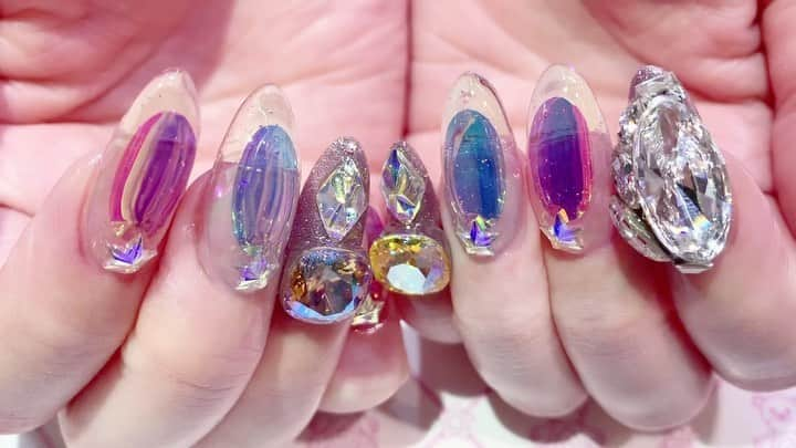 mamijinguのインスタグラム：「@icegel_japan  @icegelnail  💎💎💎  #jillandlovers #nail #nailart gelneil#gel #ネイル #ネイルアート #me #look #love #かわいい」