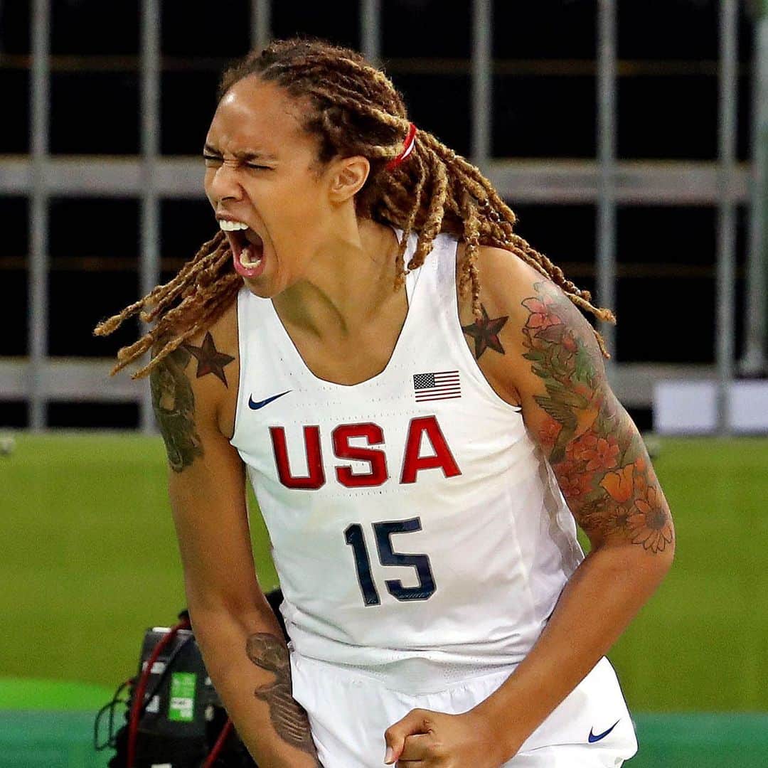 ブリトニー・グリナーのインスタグラム：「#Tokyobound 🥇🇺🇸」