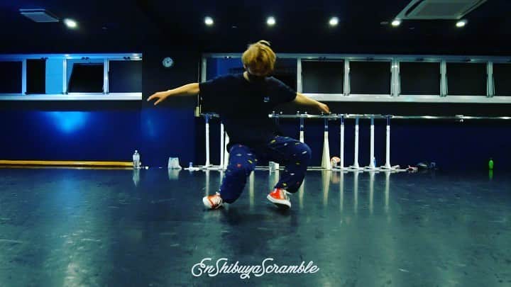 Show-heyのインスタグラム：「| 🎙 @w_indsofficial  🎶 Stay Gold 📍 @endancestudio scramble  Choreo by me  この曲めっちゃ好きなんだよなぁ！」