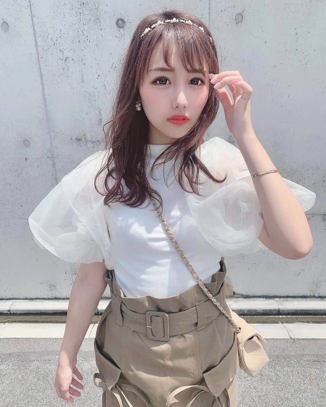 のインスタグラム：「⋆ ふわふわコーデ😚  #ootd #fashion #instafood #instagram  #hairstyle #outfit #code #instafashion  #ファッション #撮影 #ヘアスタイル #ヘア  #コーディネート #コーデ #今日の服」
