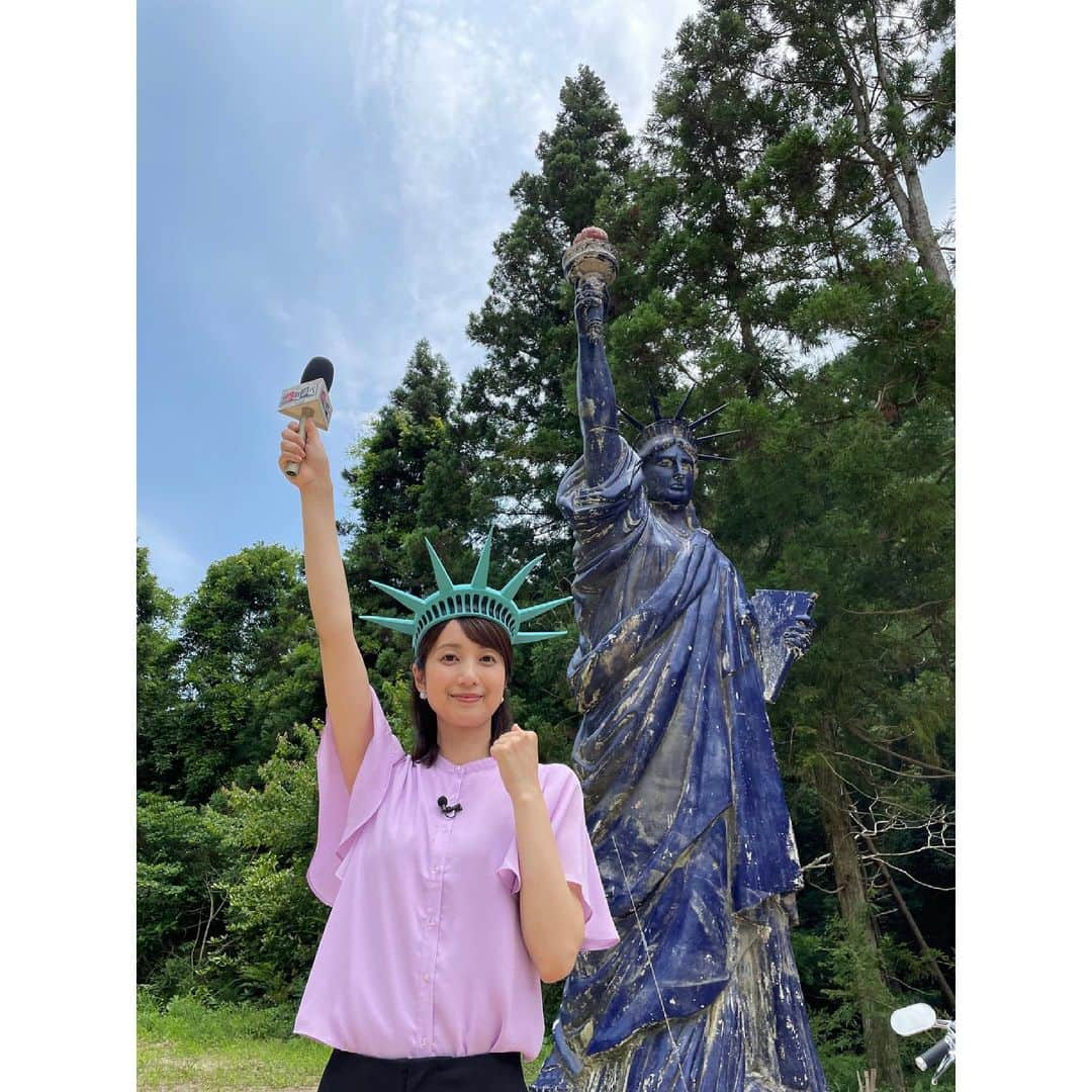 小野彩香さんのインスタグラム写真 - (小野彩香Instagram)「🗽✨  #自由の女神 #statueofliberty  #おのしら #海を渡る !? #ロケオフショット #ももち浜s特報ライブ  #明日放送予定」6月29日 20時21分 - onoayaka_official