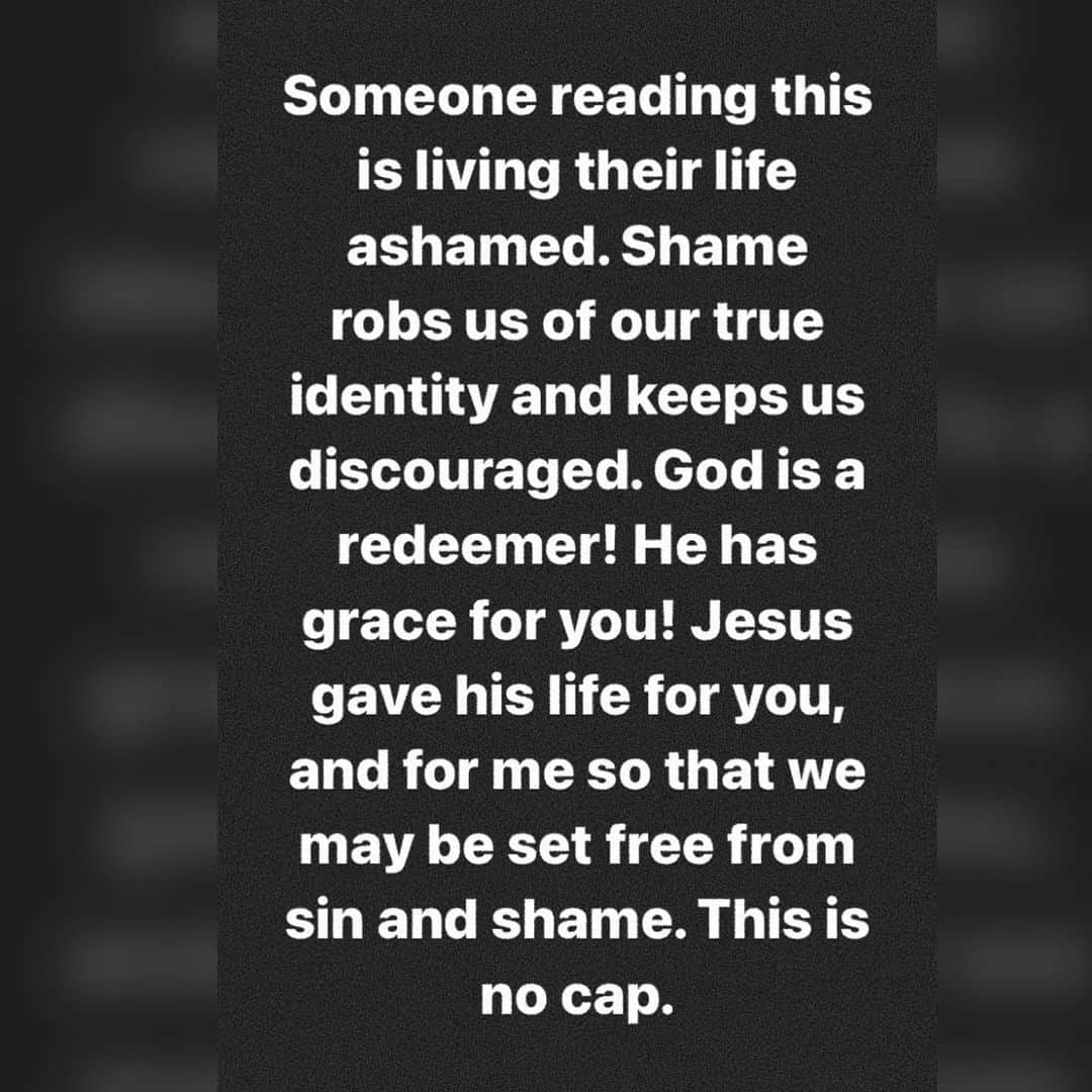 ジャスティン・ビーバーのインスタグラム：「not one single cap.」
