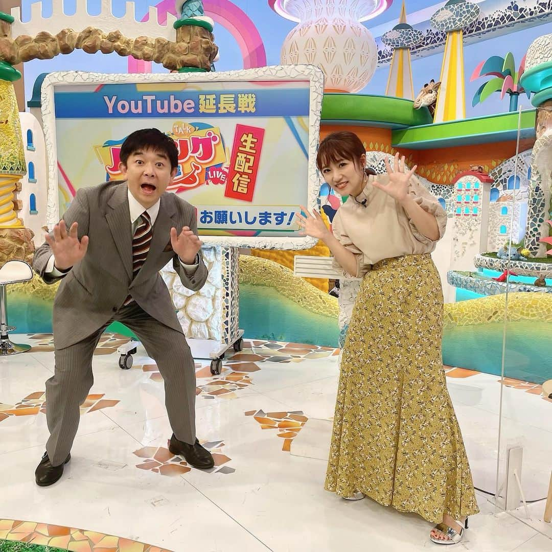 高橋みなみさんのインスタグラム写真 - (高橋みなみInstagram)「フジテレビ「バイキングMORE」 生放送終わりにはバイキングMOREYouTube延長戦に出演させていただきました😊✨  #バイキングmore #フジテレビ #tv #youtube   衣装👗 トップス・スカート @lagunamoon_com イヤリング @cecileetjeanne.jp_official  サンダル @zara  #fashion」6月29日 18時01分 - taka37_chan