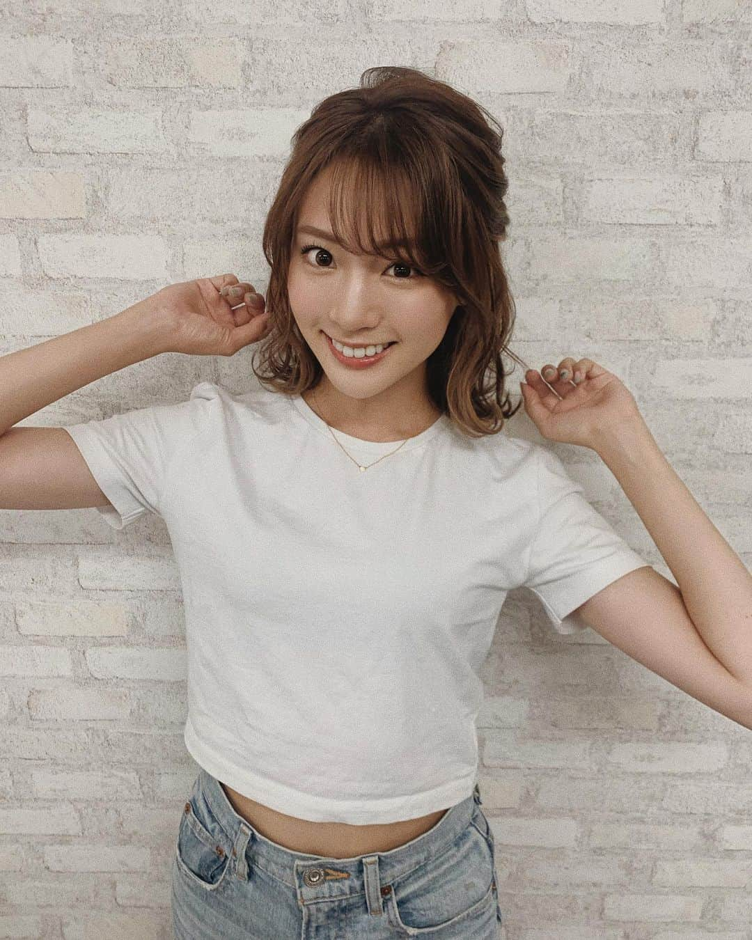 志田友美（ゆうみん）さんのインスタグラム写真 - (志田友美（ゆうみん）Instagram)「☾ ☾ ☾  この間ヘアセットして頂いたよ〜🌼 めちゃ早くヘアセットしてくれて神でした、、ありがとうございました🐒🌈 @beauty_salon_nagomi 🥺🙏🏽✨  ㅤㅤㅤㅤㅤㅤㅤㅤㅤㅤㅤㅤㅤ」6月29日 18時59分 - yuumi_shida