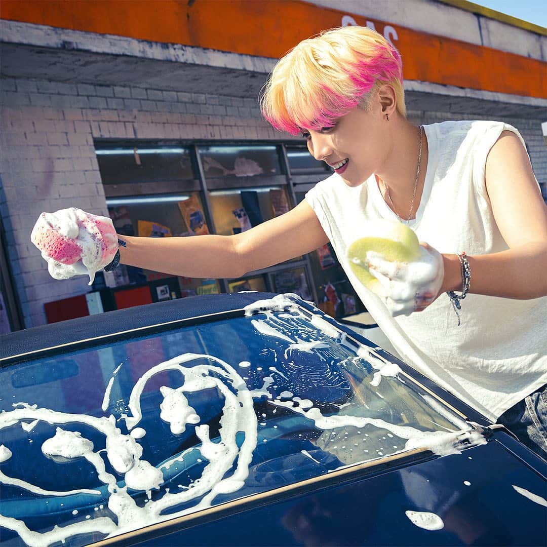 BTSさんのインスタグラム写真 - (BTSInstagram)「#BTS #방탄소년단 #BTS_Butter Concept Photo version 3」6月30日 0時02分 - bts.bighitofficial