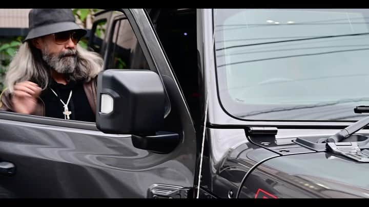 杉原勇武のインスタグラム：「スタッフの祥太に動画撮ってもらいました。 祥太うまいな〜❗️ #wranglerrubicon  #jeep  #jeepwrangler」