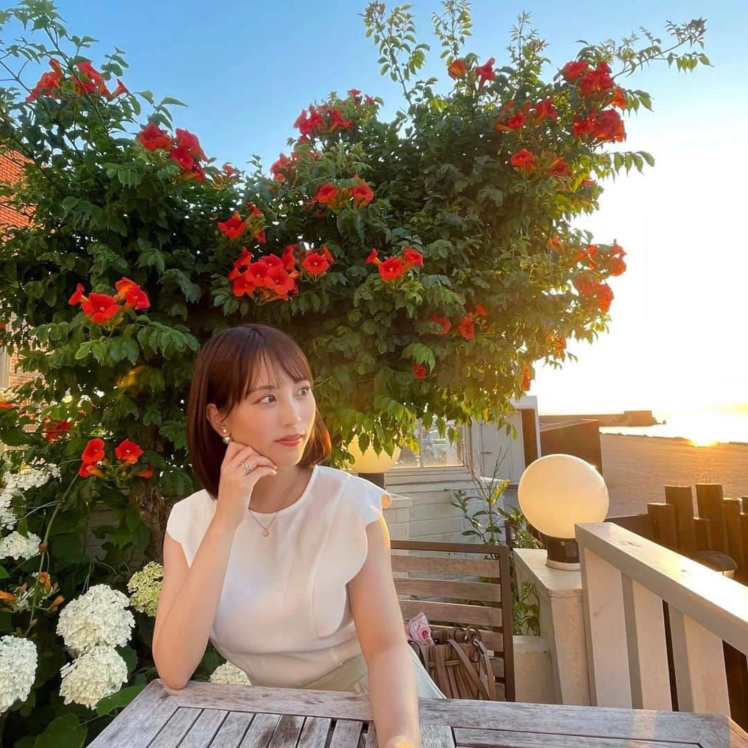 森田真理華さんのインスタグラム写真 - (森田真理華Instagram)「大好きなラマーレ👒 夕焼けが本当に美しくて うっとりしました🦭 . シャーリーテンプルに パテドカンパーニュ最高🥱❤︎ .」6月30日 20時30分 - marika__morita