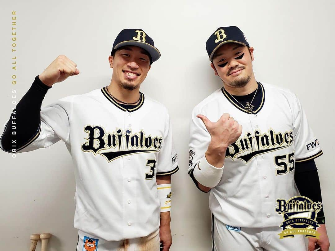 オリックス・バファローズさんのインスタグラム写真 - (オリックス・バファローズInstagram)「◇ 安達 了一 選手  ＜2回1死3塁から、レフトフェンス直撃の先制タイムリー2BHを放つ！＞  「打ったのは真っすぐです。T（-岡田）がぎりぎり右打ちでランナーを進めてくれたので、なんとか打点を挙げられてよかったです！先発メンバーの中のおじさんズで先制できてよかったです！（笑）」  #安達了一 #Tー岡田 #おじさんズ #いや #まだまだ若い #頼りになります #ナイスバッティング #Bs2021 #buffaloes #baseball #ORIX #プロ野球」6月30日 21時20分 - orix_buffaloes