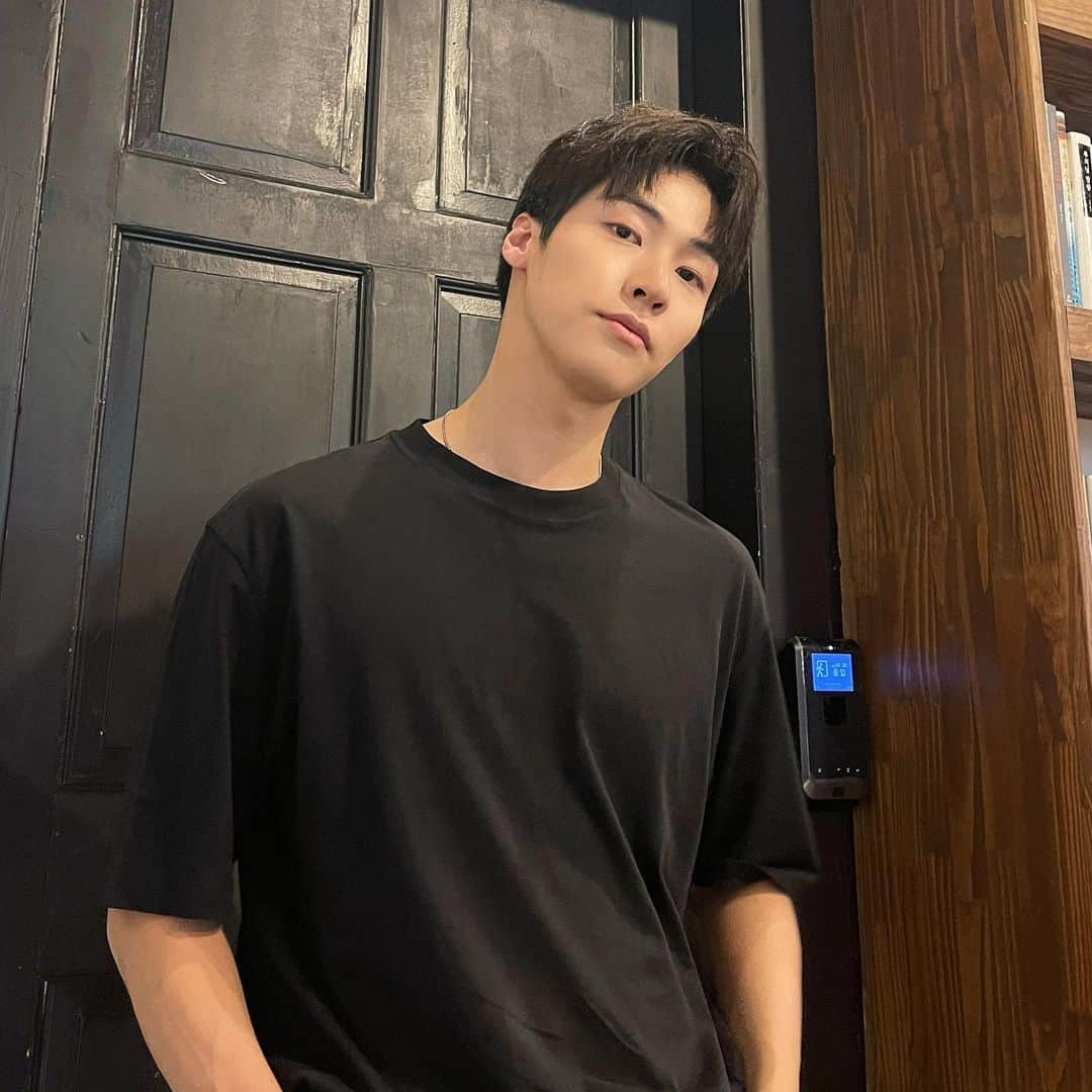 イ・スンヒョプ（N.Flying）さんのインスタグラム写真 - (イ・スンヒョプ（N.Flying）Instagram)6月30日 21時13分 - sssn9_zzzn9