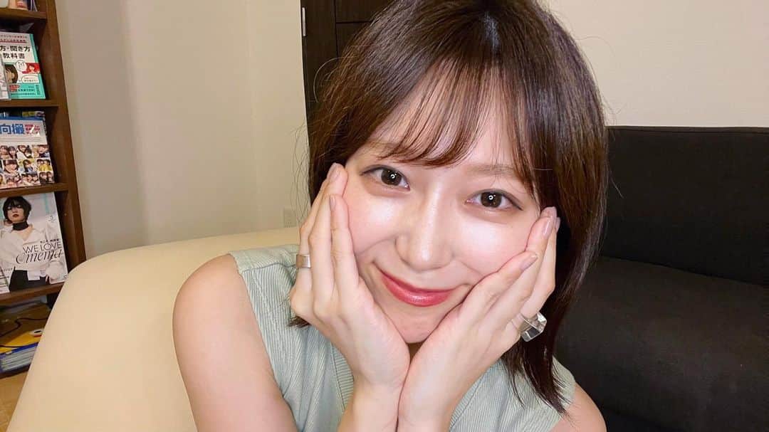 のインスタグラム：「❤︎ 今日はYouTubeの更新お休みです🌙  ぜひ、今までの動画をお楽しみください☺️💕」