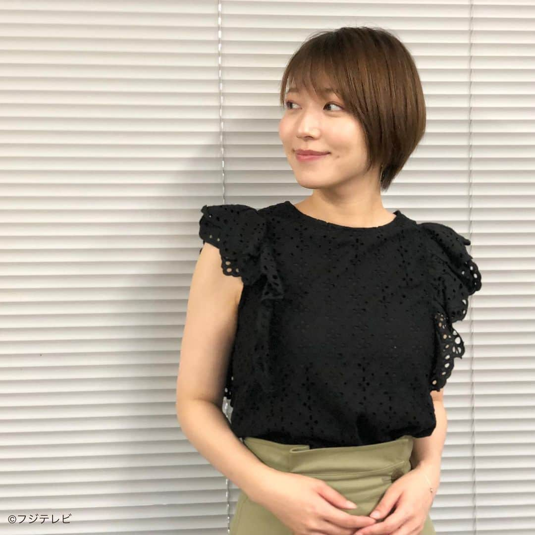 フジテレビ「めざましテレビ」さんのインスタグラム写真 - (フジテレビ「めざましテレビ」Instagram)「7月1日(木)  ファッション雑誌CanCamとコラボした お天気コーナー「きょう何着て行く？」 阿部華也子の毎日のコーデを紹介♪  【きょうのコーデ】 ブラウス→#MISCHMASCH ２９７０円  スカート→#LAGUNAMOON １万４３００円  靴→#ゼアオンラインストア<カラーノ> １万６５００円  ピアス→#Phoebe ３６３０円    【コーデのポイント】 ロマンティックなレースブラウスに ミリタリースカートを合わせた甘辛MIXスタイル🤹🏻‍♀️ ドライな色味も相まってフェミニンだけど甘すぎない 大人のかわいさが手に入ります💁🏻‍♀️✨ ハイウエストでスタイルアップも忘れずに🙌  #めざましテレビ #きょう何着て行く？ #阿部華也子 #今日のコーデ#コーデ#CanCam #今日のファッション#ootd #きょう何着て行く？は月〜金朝6時22分ごろ放送📺 #スタイリストたなべさおり」7月1日 17時51分 - mezamashi.tv