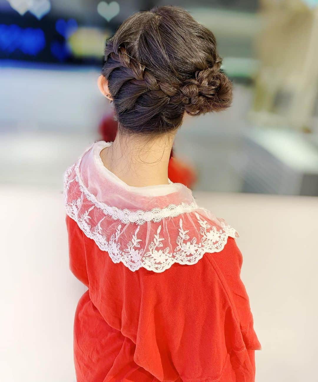 佐倉ちひろさんのインスタグラム写真 - (佐倉ちひろInstagram)「本日の私服とオニカワな髪型 . . . #ヘアアレンジ #ヘアスタイル #ミディアムヘア #髪型 #可愛い #ファッション #ロンt #tシャツ #tシャツワンピ #赤 #赤コーデ #ファッション好きな人と繋がりたい #fff #followme #followforfollowback #instagood #japanesegirl #ち服」7月1日 18時05分 - chihiro__sakura