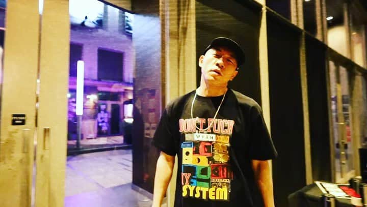 mastasimonのインスタグラム：「いい加減に爆音でクソネガティヴを吹き飛ばしたい！  Mighty Crown YouTube  で発表します！Check it out !!   #mightycrown #internationalreggaeday #soundsystemculture」