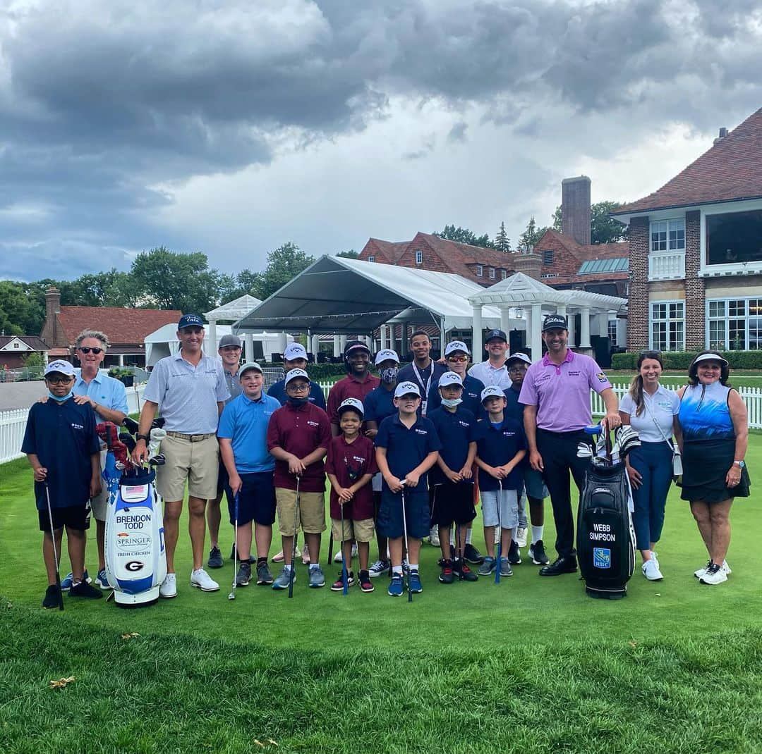 ウェブ・シンプソンさんのインスタグラム写真 - (ウェブ・シンプソンInstagram)「I spent some time with @yourchildrensfoundation and @firstteedetroit today providing a putting clinic with @brendontoddpga. These are two great organizations are working to create pathways to wellness for children, young adults and families. Learn more about the at www.yourchildrensfoundation.org」7月1日 10時43分 - webbsimpson