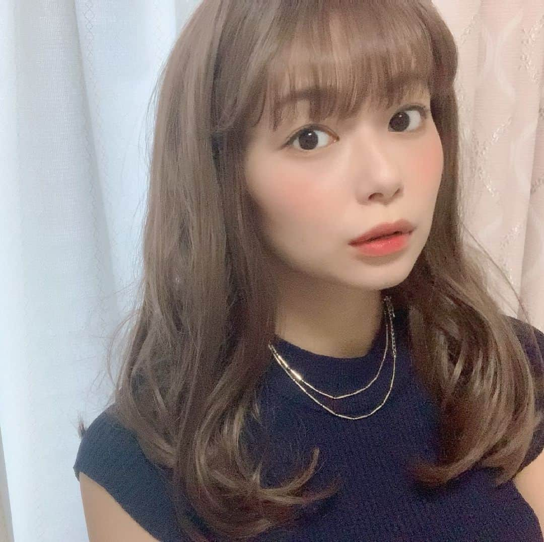 和地つかささんのインスタグラム写真 - (和地つかさInstagram)「ロングヘア〜！どうかしら？ #昭和の香り、、、？ ・ ・  ・  ・ ・  #グラビア #グラビアアイドル #gravureidol #gravure #instagravure #インスタグラビア #和地つかさ #instagood  # #ポートレート  #film #filmcamera #instagood #フィルムカメラ #撮影 #portrait #idol #makeup  #shorthair #ショートヘア  #fashion #code #todayscode」7月1日 14時22分 - tsutam_