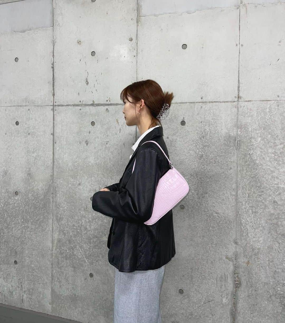朝日奈央さんのインスタグラム写真 - (朝日奈央Instagram)「#あさひ私服　💭  ピンクのバッグって気分があがる😙 今日はちょっぴり肌寒いね✨」7月1日 16時35分 - pop_step_asahi