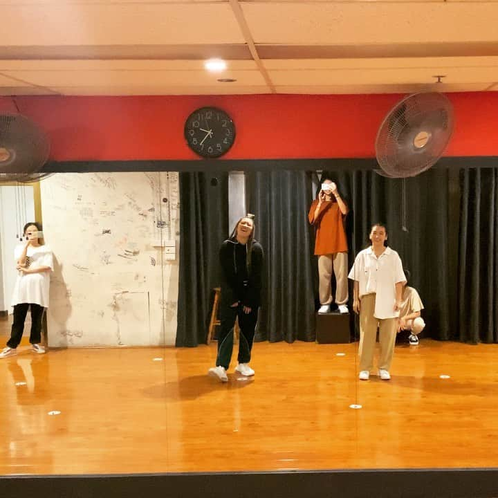 小野美公のインスタグラム：「Necchi’s class❤️  Choreo @necchi___  @ra_chelli   #dance #dancer #sydney #australia #japans #japanesefood #sushi」