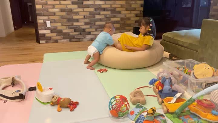ERIKAのインスタグラム：「かわいい✨たまらん💕🧸  #kids #baby #momlife」