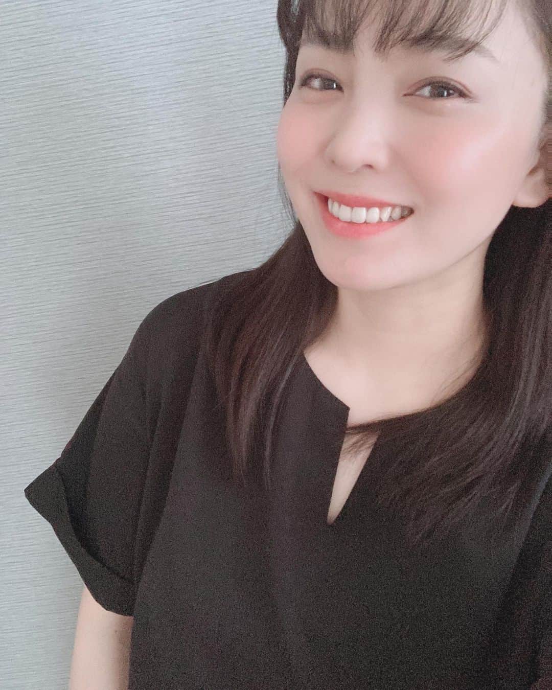 杜このみのインスタグラム：「今日で32歳になりました！☆ これからも感謝の気持ちを忘れずに 毎日を大切に過ごしたいと思います😊」