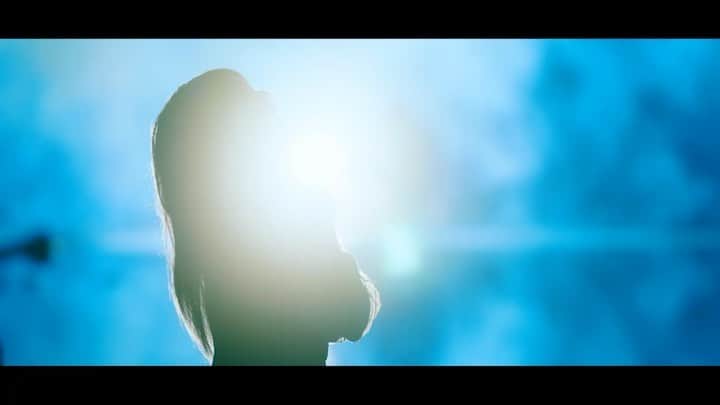 鈴木このみのインスタグラム：「TVアニメ「ひぐらしのなく頃に 卒」EDテーマ『Missing Promise』  MV full size解禁📣  歪な程の愛情、失われた約束。 すれ違う運命を幻想的に描いたMVになりました。  君ともう一度、約束を交わそう。  https://youtu.be/vtuxTWxQ_cc  たくさん観てねー！！！  #ひぐらし卒」
