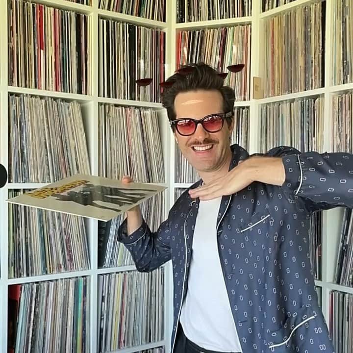 メイヤー・ホーソーンのインスタグラム：「It’s the Wine & Vinyl Hour too sweet to be sour. cLink in story. 🍷」