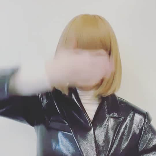 こしじまとしこのインスタグラム：「今日もにこにこ頑張ろうね⭐︎」