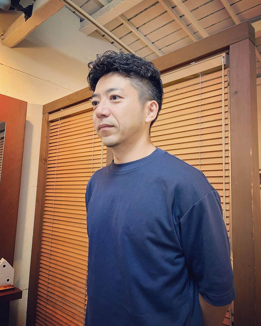 杉本知香さんのインスタグラム写真 - (杉本知香Instagram)「もじゃもじゃだらけ。 ※天津木村さんは癖毛です（笑） エロス2人はイチモツポーズ😆  #中目黒美容室#もじゃもじゃ #どぶろっく森#どぶろっく#大きなイチモツ #天津木村#天津#エロ詩吟 #アンバランス黒川#アンバランス」7月2日 12時04分 - sugimotoc