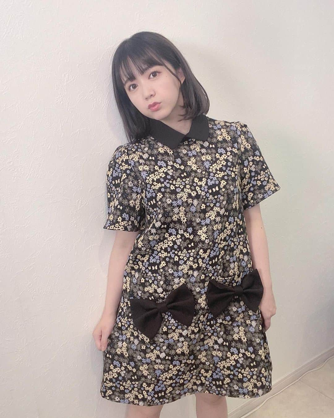 伊藤彩沙さんのインスタグラム写真 - (伊藤彩沙Instagram)「舞台終わったら髪色グレーにすべくブリーチしたい🆚傷みが怖すぎる #あやさの服 #sisterjane」7月31日 10時08分 - ayasacream