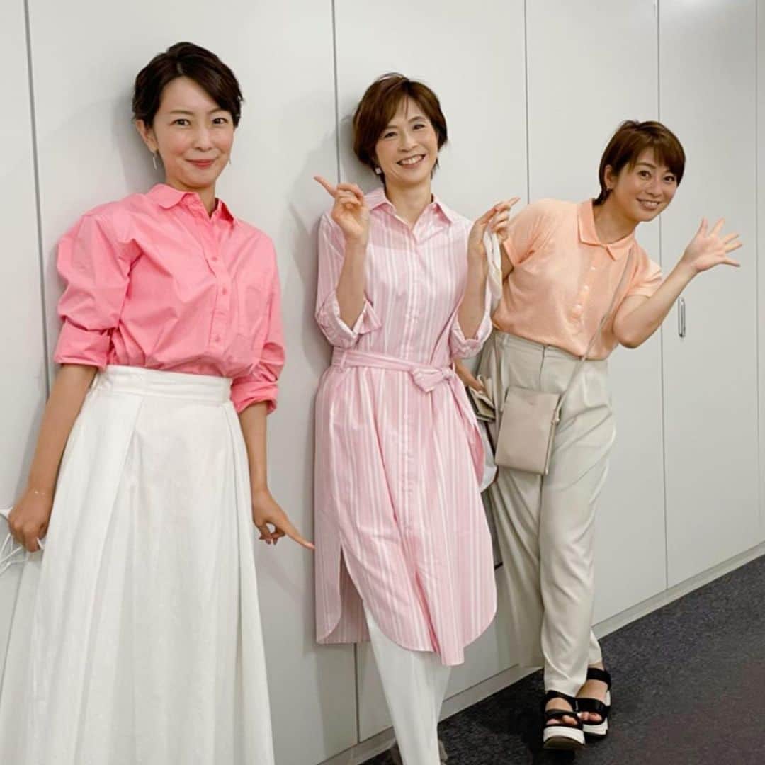 今村涼子さんのインスタグラム写真 - (今村涼子Instagram)「ピンク系で揃いました。 #大木アナ#久保田アナ」7月31日 12時53分 - ryoko.imamu