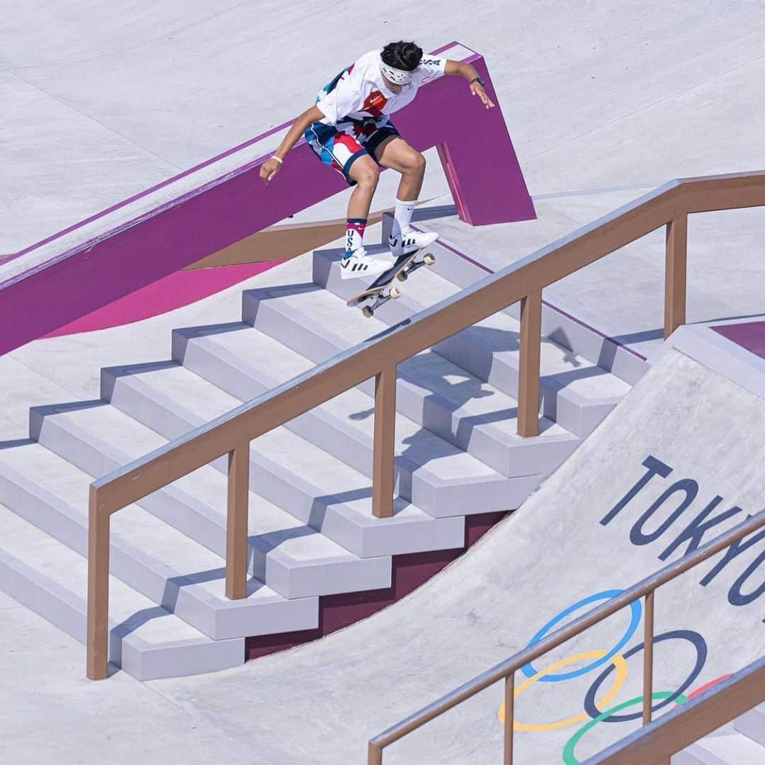マライア・デュランのインスタグラム：「Such an honor to skate in the Olympics 🙏 Thank you for the Love and Support everyone 💞 Although things didn’t go as planned, I was able to show the world what it’s like to get back up and finish strong no matter the outcome. 💪🛹  This is only the beginning for me 💜✨  Till next time 💌 📸: @atibaphoto  🎥: @tonyhawk」