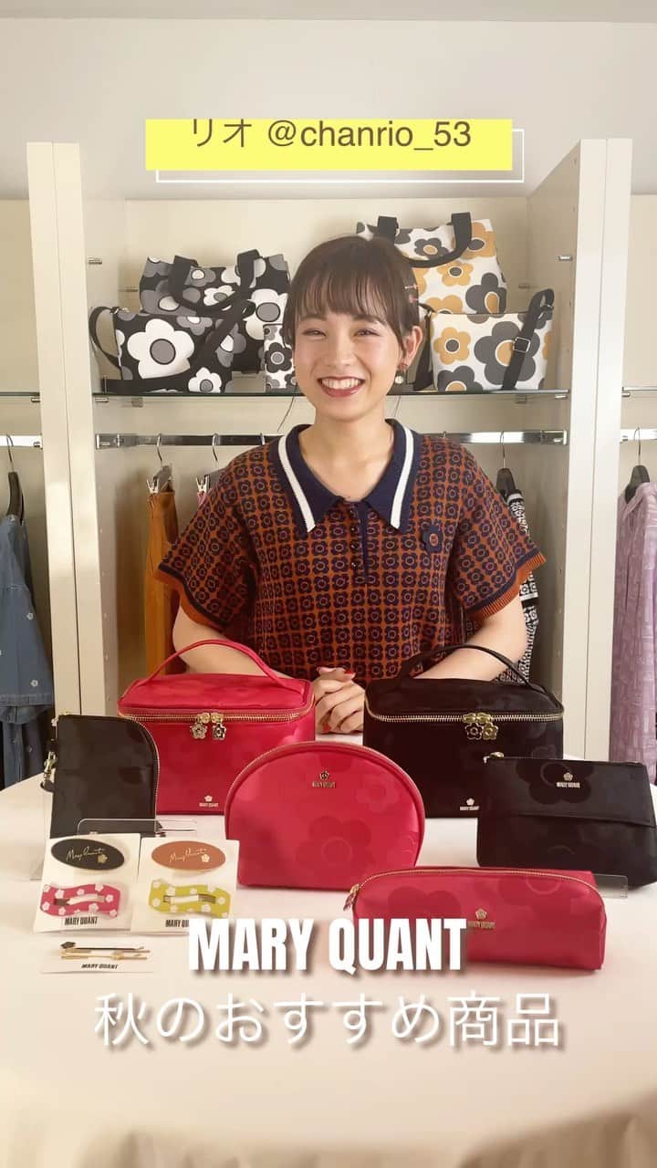 MARY QUANT officialのインスタグラム：「- - オフィシャルアンバサダー  @chanrio_53 が おすすめポイントなどをリアルにレポート！ - #デイジーサテンジャカードシリーズ #マットエポデイジーピアス #マットエポデイジーヘアクリップ #マットエポデイジーヘアピン #ジャカード4ペタルデイジーワンピース #デイジービッグプリントモバイルケースfor iPhone7/8/SE2 #デイジービッグプリントショルダー #デイジービッグプリントトート - https://bit.ly/2V7zafD 新作アイテムをCHECK！ - #MARYQUANT #2021AUTUMN #FASHION #POUCH  #BAG #DRESS  #EARRINGS #HAIRACCESSORY - #マリークヮント #ポーチ #ピアス #ヘアアクセサリ― #ワンピース #モバイルケース #ショルダー #ショルダーバッグ #トート - #MARYQUANTofficialambassador #マリークヮントオフィシャルアンバサダー #MQA」