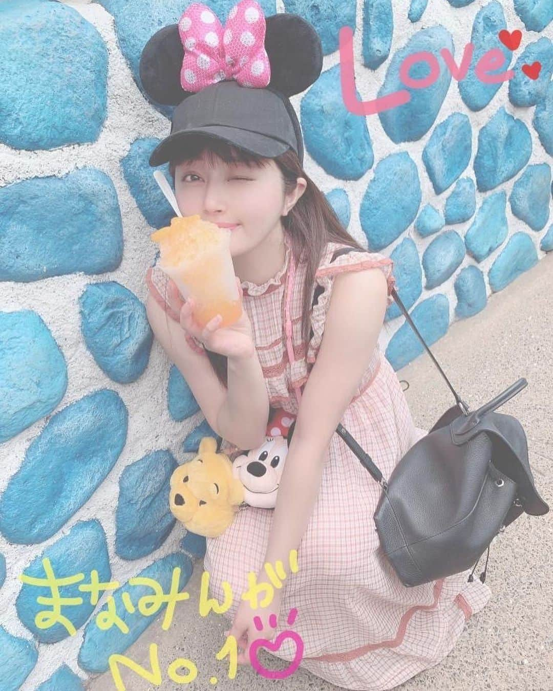 新藤まなみさんのインスタグラム写真 - (新藤まなみInstagram)「⁡ ⁡ ⁡ 𝙃𝙖𝙥𝙥𝙮 𝘽𝙞𝙧𝙩𝙝𝙙𝙖𝙮 𝙩𝙤 𝙢𝙚 ..🎂🎉🎁 ⁡ 2021.07.25 に、29歳になりました！！ ラスト20代って事で仕事はバリバリ、全てに悔いなく、 周りをより一層大切にして生きていきたいと思います。 ⁡ 大きな愛を持って周りに接せばぜったい返ってくるなと最近身を持って感じるからこそ、人を貶めるとかずるい考えは要らなくて。 いつもピュアに素直に、大好きな人に心から大好きって言い続けたい。そしたら自然と素敵な人たちに囲まれていたのです。 ⁡ もちろん応援してくれるみんなもその1人。 いつも本当に本当にありがとう！ ⁡ そんな私ですが29歳もよろしくお願いします💜 ⁡ お知らせもたくさんあるよ✨ ⁡ 1️⃣今日発売の週刊現代さんにて袋とじ8Pでます！ 2️⃣FRIDAYさんからデジタル写真集発売します！ 3️⃣昨日の #月曜から夜ふかし　さんに出てたよ！ 4️⃣#wgpoker @wgpokerjapan というポーカーの番組に出てます！ (毎週月曜日木曜日、21:00〜GYAOにて放送中！) 5️⃣まなみーぐらむ7月のオンライン飲み会　7/30 21:00〜22:00から！ (ハイライトのえちえちファンクラブから登録お願いします！お誕生日おめでとう言いに来てね？😘🎁) ⁡ たくさんのお仕事いただけることに感謝です。 ほしい物リストからのプレゼントもありがとう！ ぜんぶぜんぶ大切に抱きしめてお仕事頑張ります！ ⁡ #まなみんバースデー　#質のいいおっぱい　#グラビア　#グラビアアイドル　#タレント　#グラドル　#フルヌード　#FRIDAY #週刊現代　#週間フライデー」7月27日 15時55分 - manami_official_