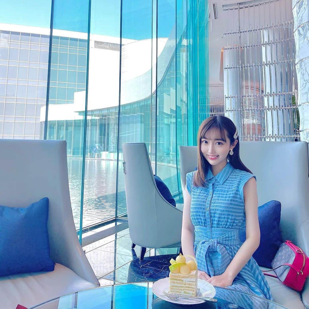 星野麻里愛さんのインスタグラム写真 - (星野麻里愛Instagram)「🍈🍈🍈  素敵な所でケーキ食べました♡  #ラグーナベイコート倶楽部  #ラグーナテンボス #蒲郡#ラグーナ  #メロンケーキ#メロン」7月27日 23時11分 - maria.pink28