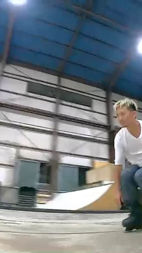 のインスタグラム：「毎週20時〜BLADING  Nightが開催されております。 是非TRINITY PARKに遊びに来て下さい。 📹@photo_luv_db  @trinitytokyo  @clapsstore_official」