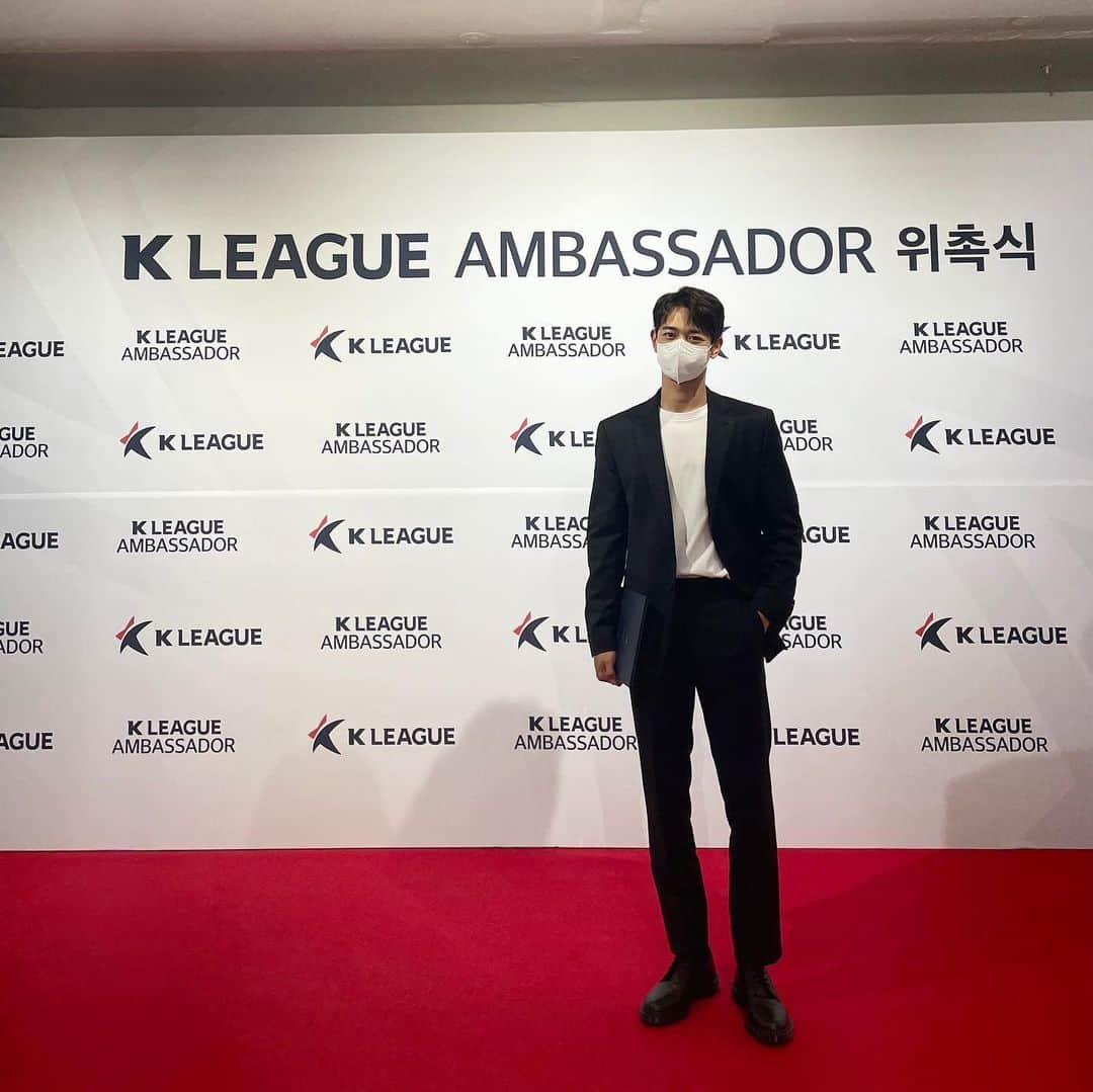 チェ・ミンホさんのインスタグラム写真 - (チェ・ミンホInstagram)「K LEAGUE AMBASSADOR. . . . . love football, love k league」7月28日 17時25分 - choiminho_1209