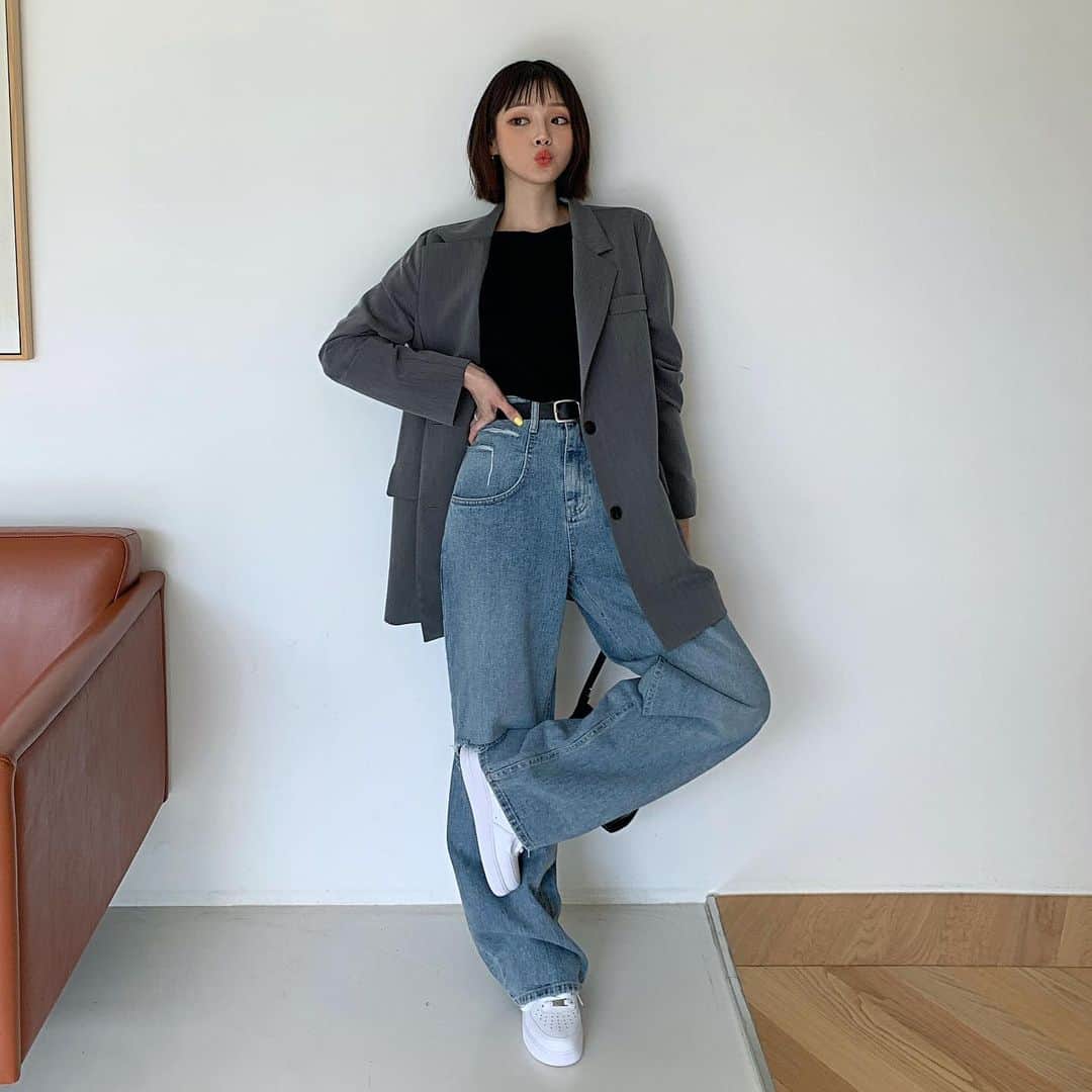 Yoonbitnaのインスタグラム：「오늘 나 혼자 가을이었다😎~~ @09women」