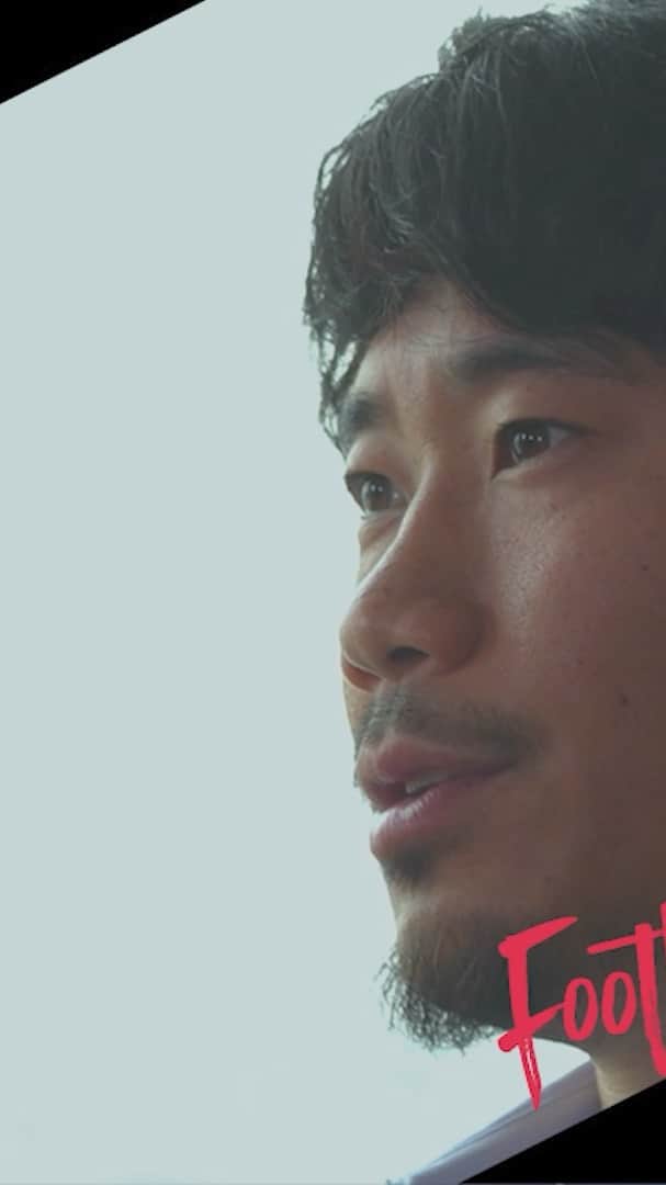 香川真司のインスタグラム：「日本滞在時に自分とサッカーについてインタビューを受けました。 #sk23 #yanmar #ヤンマー #FootballIsOurEngine」