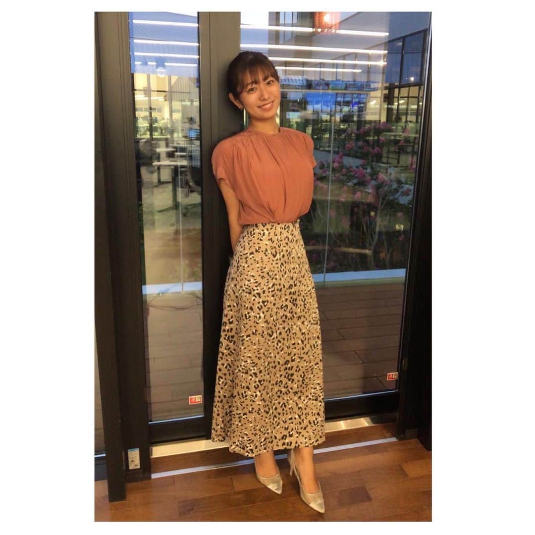 のインスタグラム：「👗 . tops&skirt: @parigot_okayama  . きょうはオリンピック関連の うれしいニュースをたくさんお伝えしました✨ . そしてKSBのインスタ(@ksb_announcer )で お知らせしましたが 来週発売のFLASHに 掲載していただけることになりました💓 . 東京・大阪などは8/3 岡山・香川では8/4発売です！！ ぜひチェックしてみてください☺️ . 発売に合わせてKSBのインスタや ホームページのブログ、YouTubeなどで いろんなオフショット公開します🙈 この機会にフォローしてください〜💟 . #ksb #flash #週刊flash #初 #グラビア です」